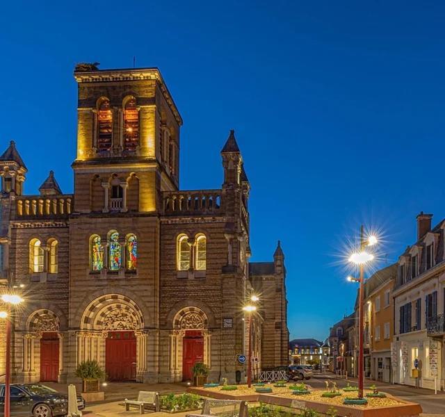 Les Pichies, T2 Gloria, Centre Ville Digoin Exterior foto
